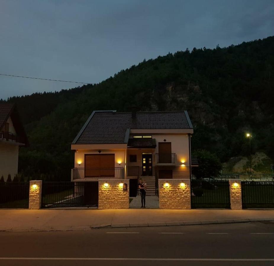 Apartmani Minjevic Bijelo Polje Exterior photo